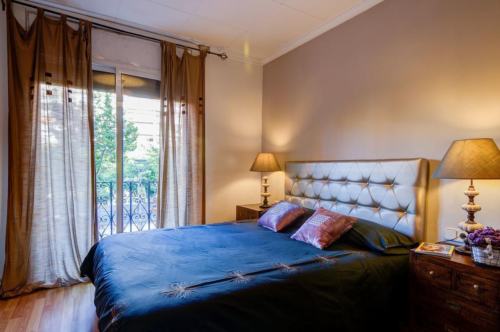 Valencia Suite Archsenseapartments Барселона Экстерьер фото